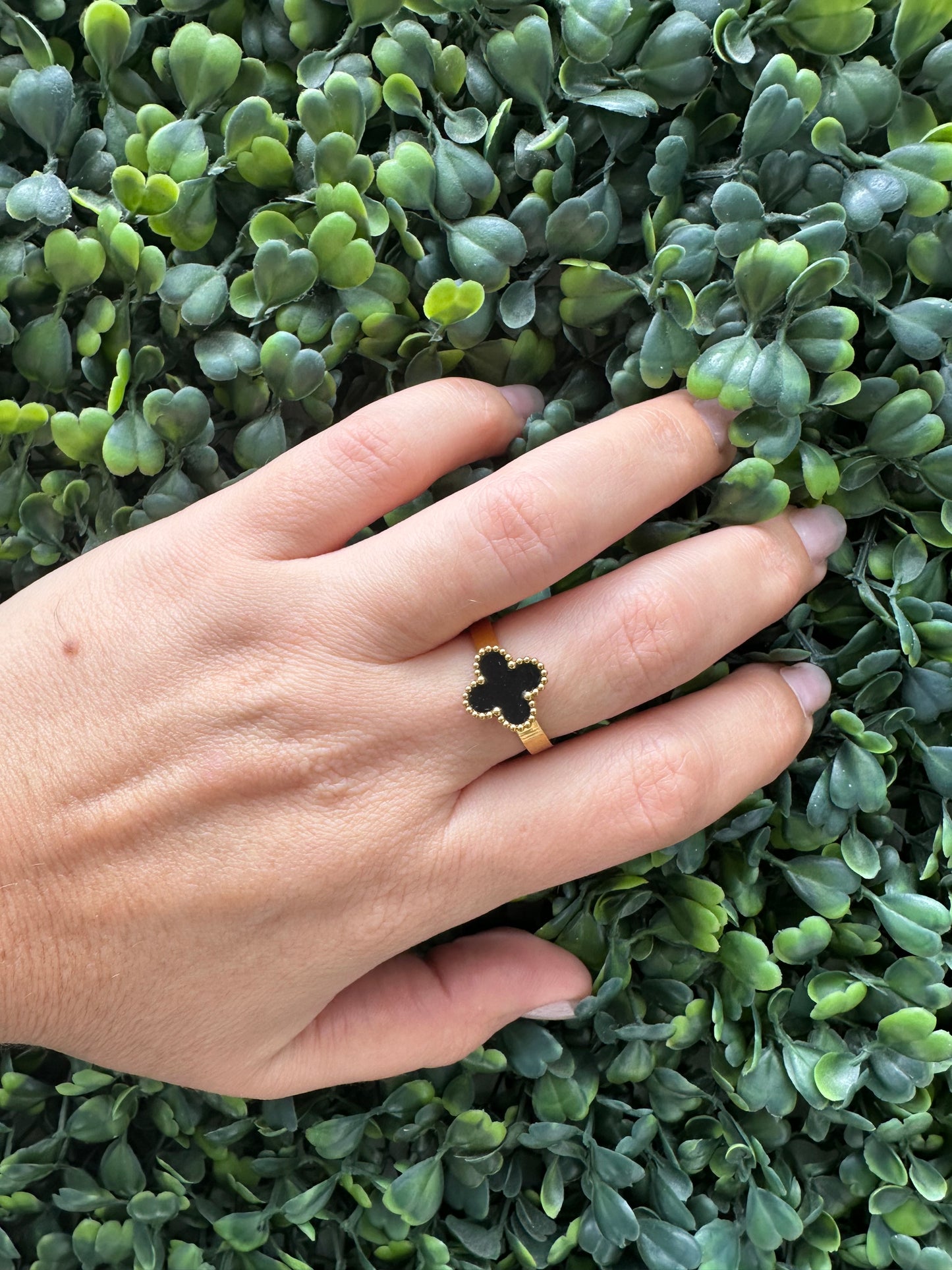 Clover Black Ring Gold Size 9