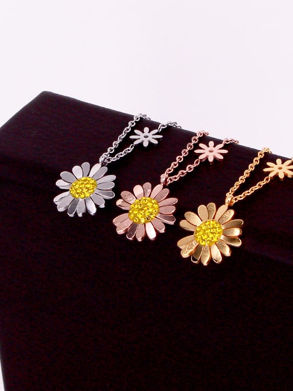 “Daisy Flower” Necklace