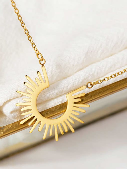 Summer & Tropic Single Gold Necklace