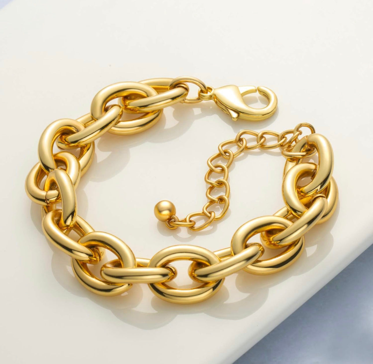 “Zair” Bracelet Geometric Gold