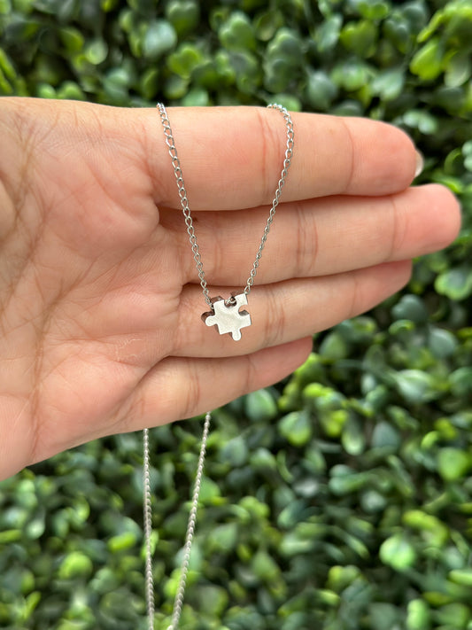 “Puzzle” Necklace Silver