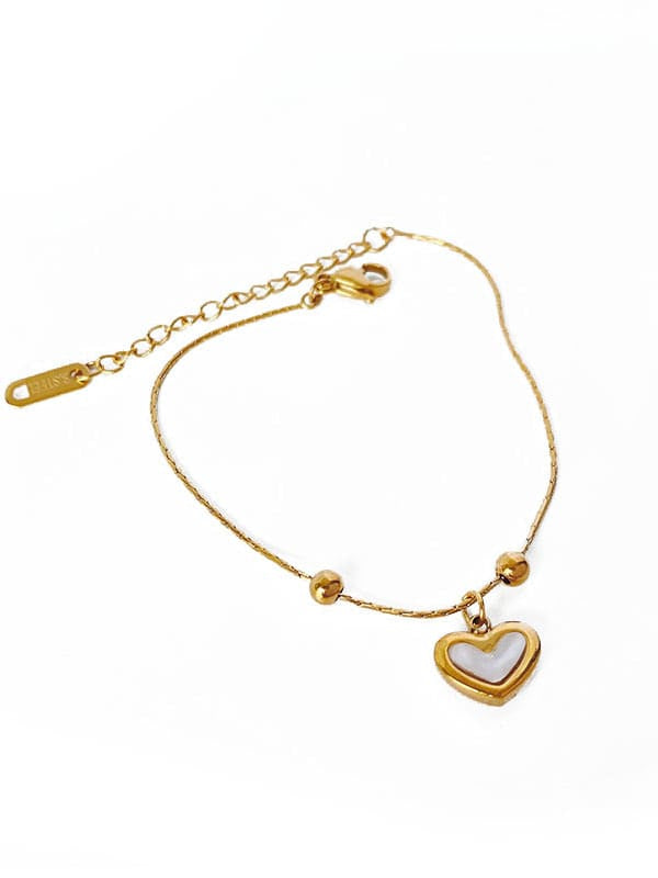 “Zabdi” Necklace, Earrings & Bracelet Heart with Oyster Pearl Gold