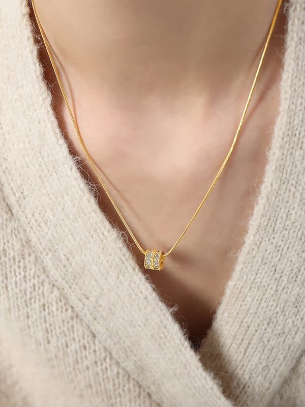 Necklace Bright Gold