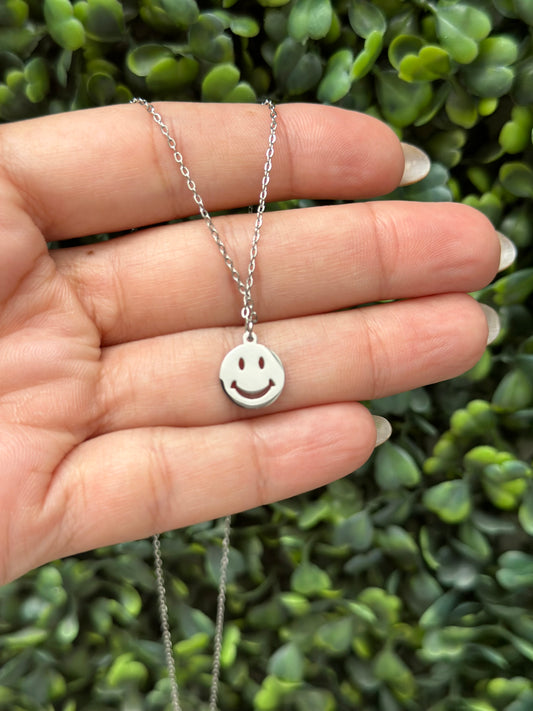 Happy Face Necklace Silver