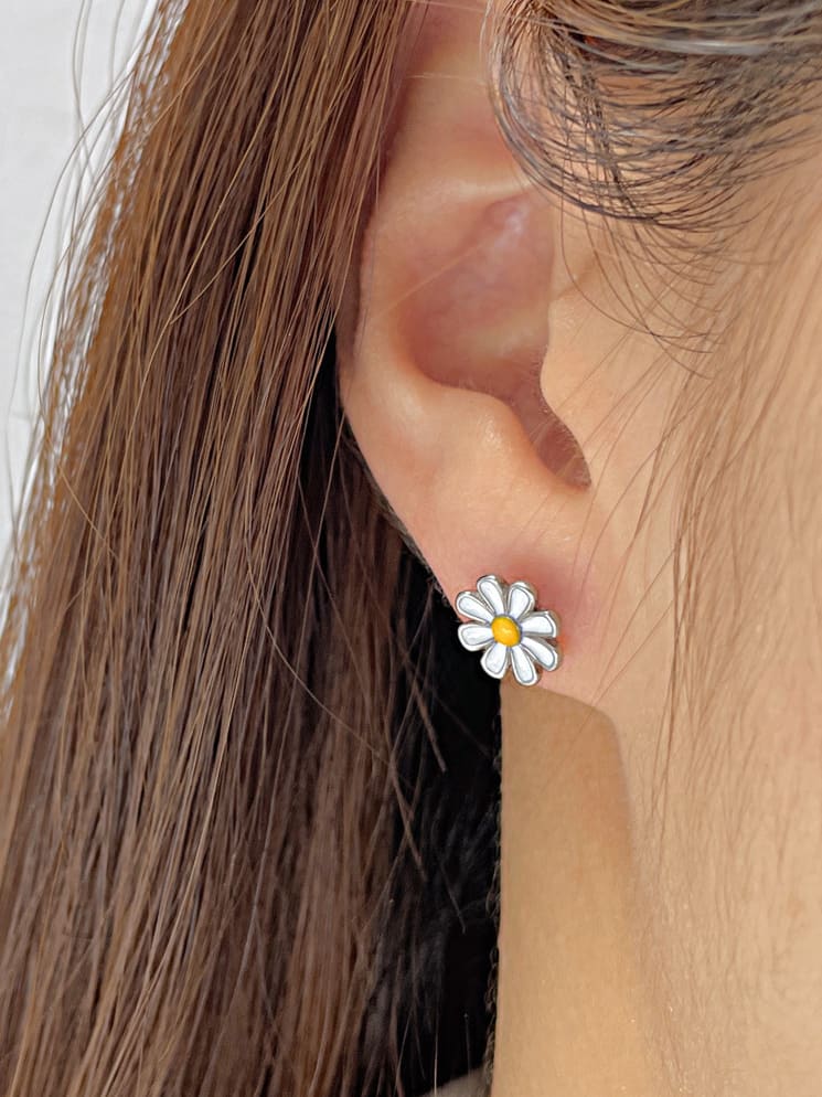 “Mini Daisy Flower”Earrings