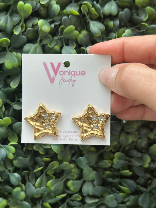 Daniela Star Earrings Gold