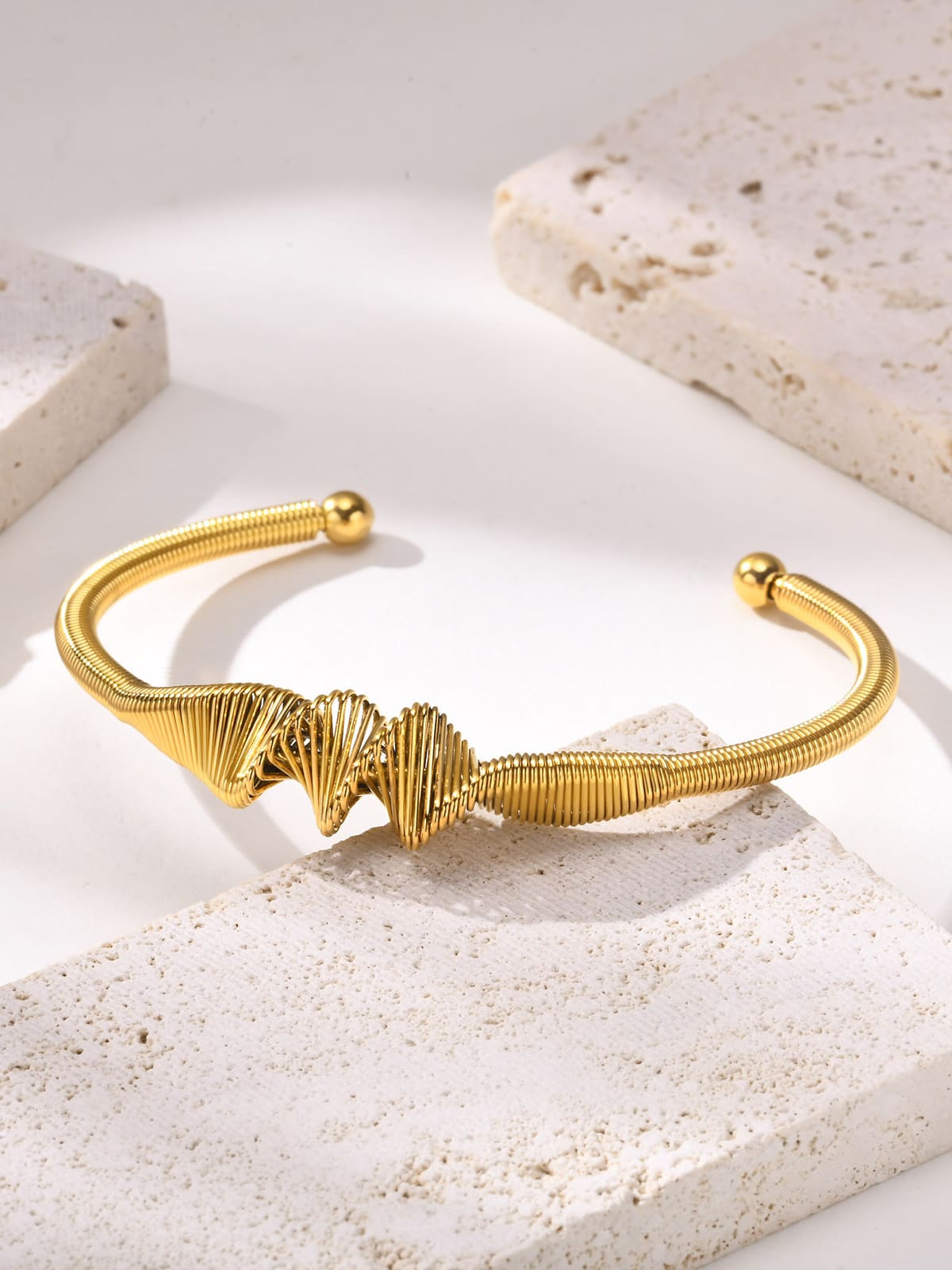 “Adrianna” Bangle Gold