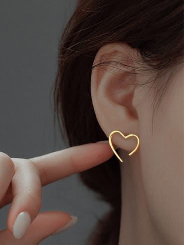 “Jael” Hearts Gold Earrings