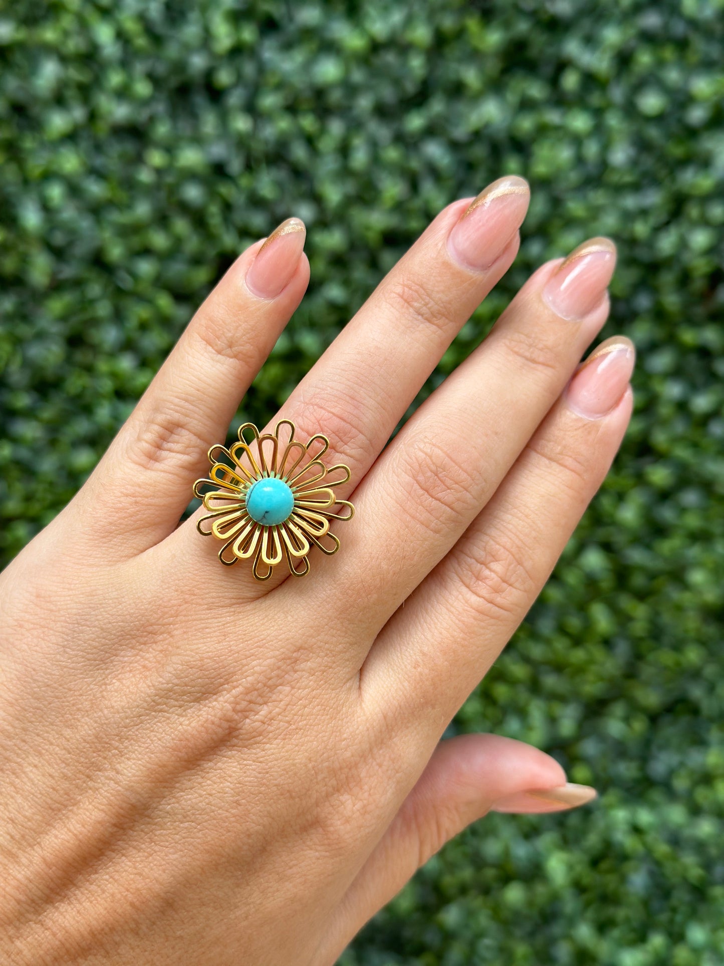 Annas Turquoise Flower Ring Gold