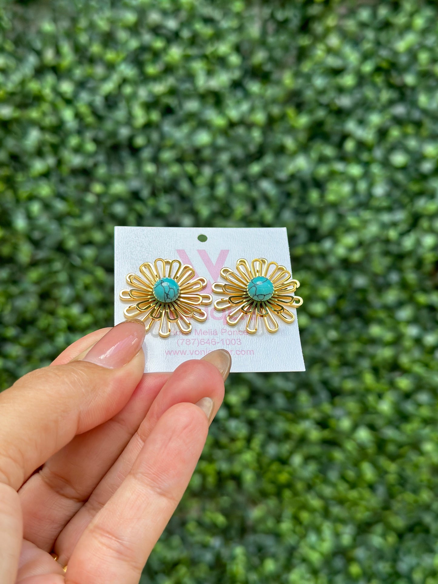 Anas Turquoise Earrings Gold