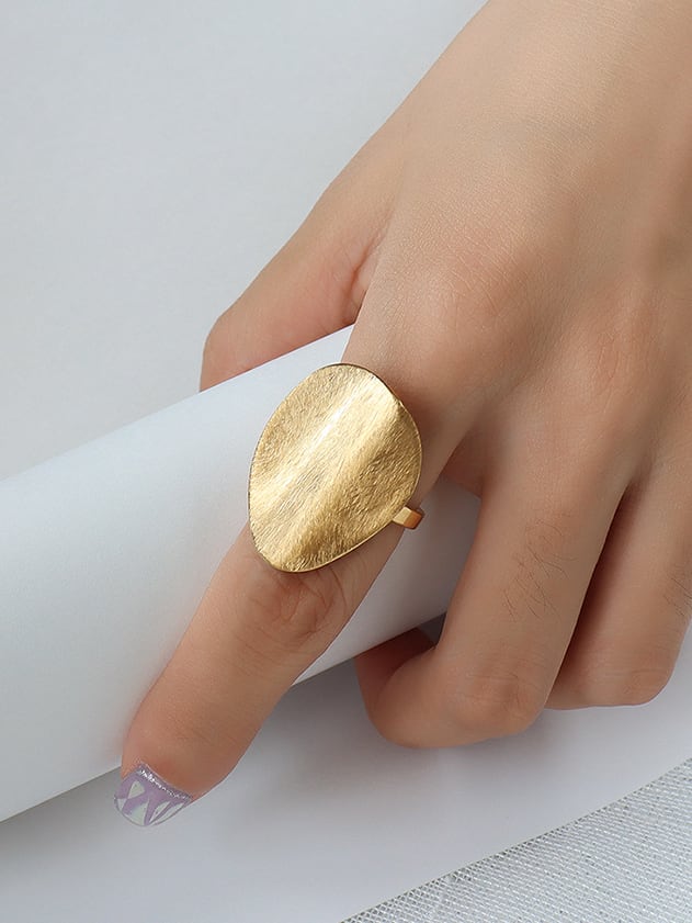 “Lydia” Gold Ring Oval