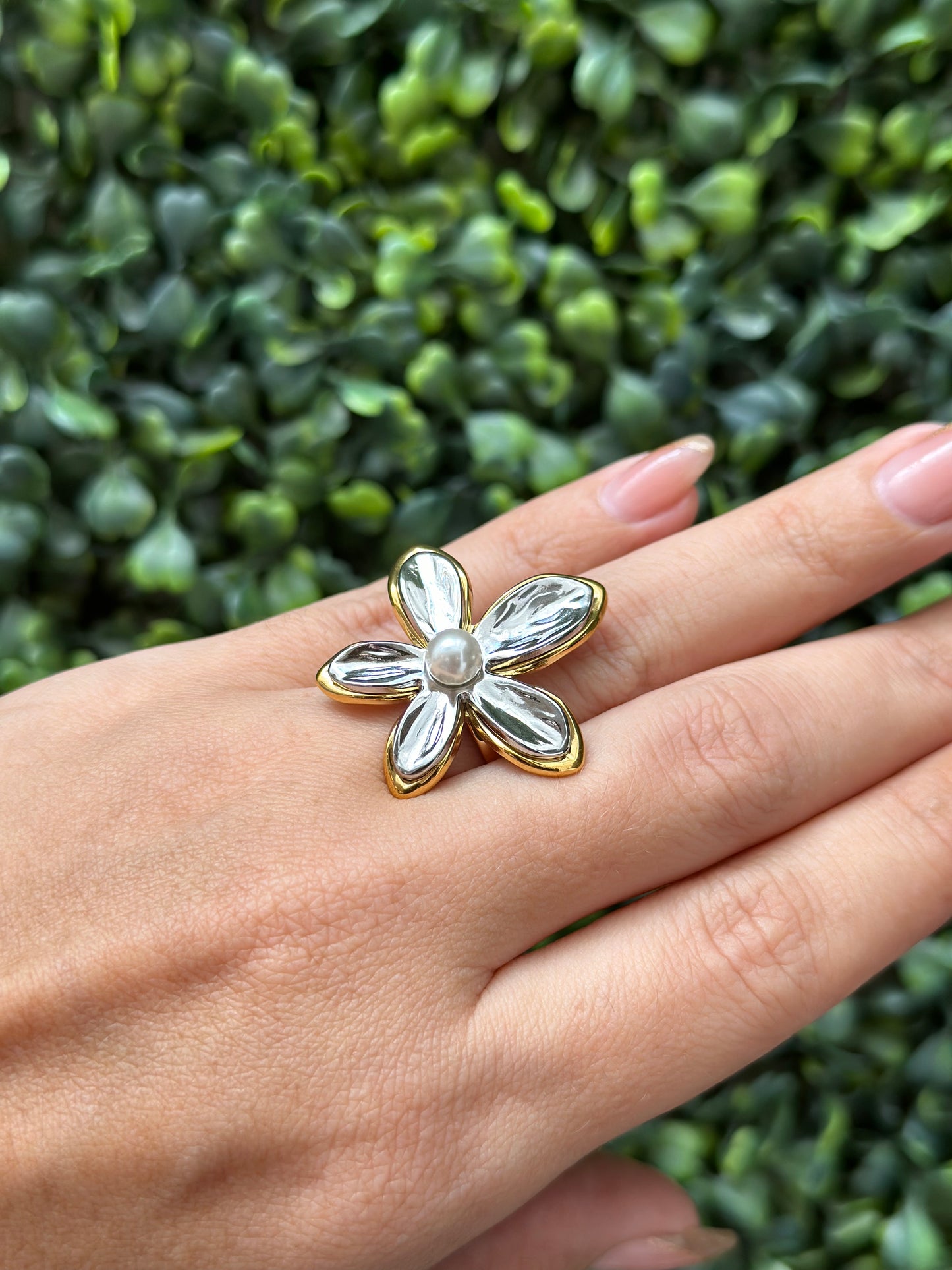 Anastasia Flower Mix Ring