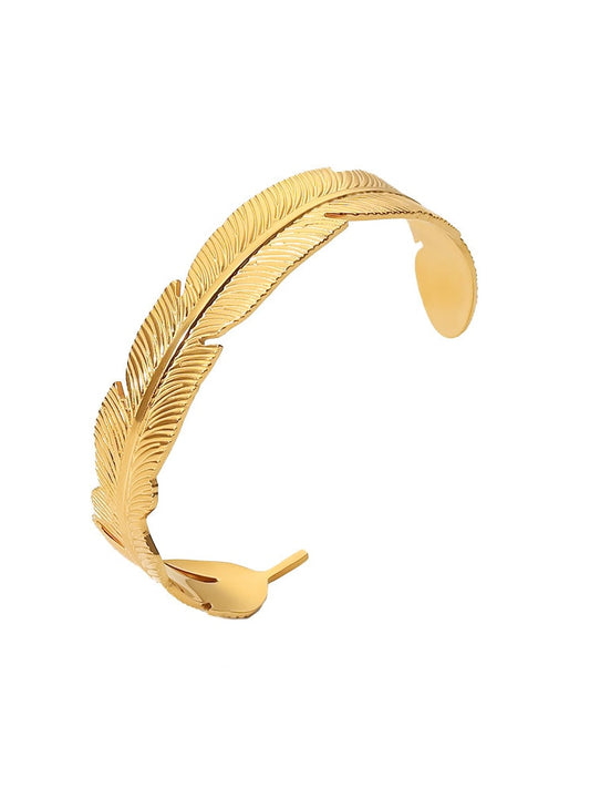 “Rajab” Bangle Feather Gold